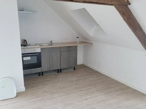 Studio rénové à neuf