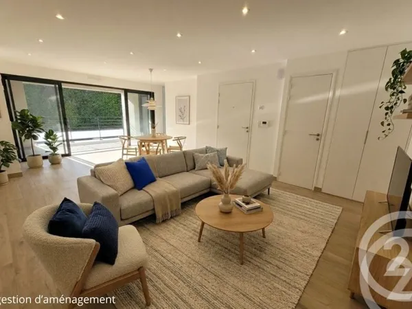 Appartement 4 pièces 76 m²