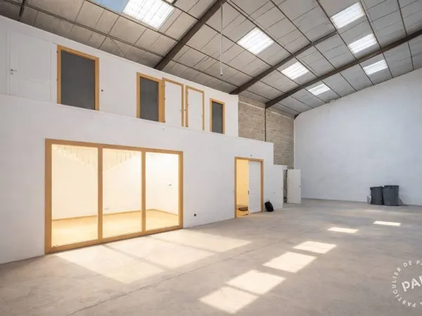 Bureaux/Locaux professionnels 230 m²
