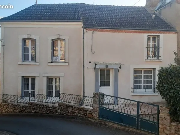 Maison de bourg 95m2, 5 pièces