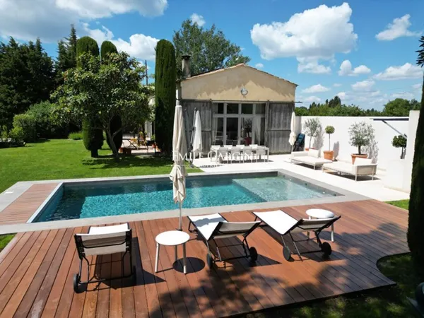 Maison type loft à louer, Saint-Rémy-de-Provence , le Hang'Art, climatisation, piscine chauffée