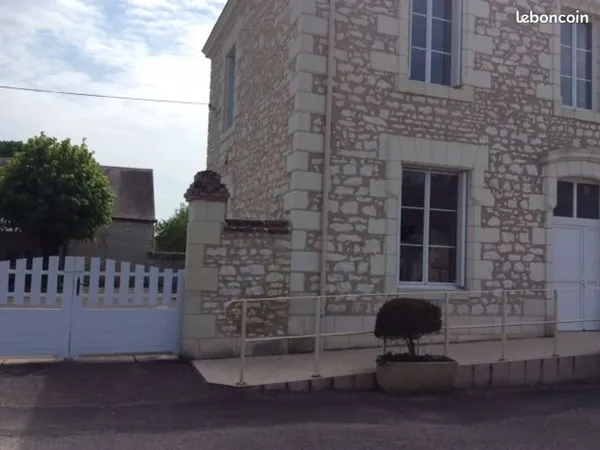 Maison Location Assay 4p 93m² 676€