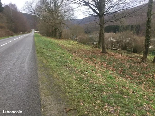 Terrain 2325m2 à DEVILLE
