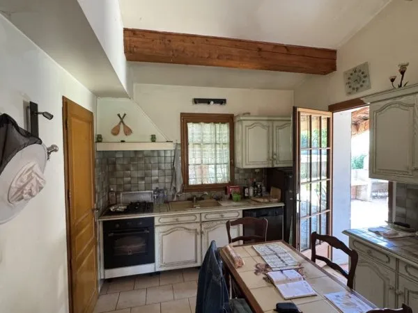 Villa de plain pied, 5 pièces, 1250m² terrain
