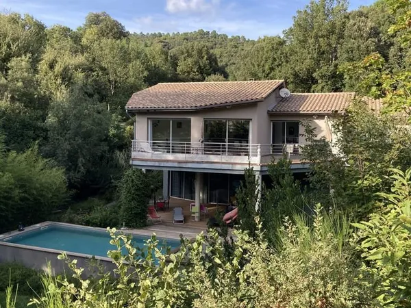 Maison et villa de prestige Vente Monoblet 7p 240m² 555000€