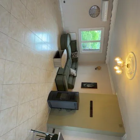 Collocation, chambre dans une maison