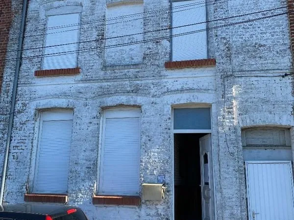 Maison de ville 3 chambres à rénover