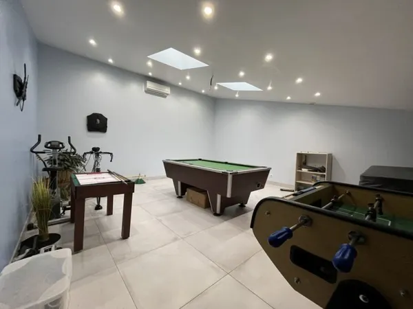 Maison AVEC JARDIN