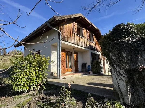 EPERSY Petite Maison Savoyarde à vendre