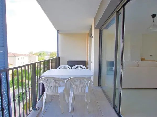 Hyères Ouest - Le Jardin des Arts Au 3ème étage sur ...