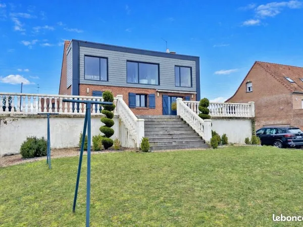 Maison 10 pièces 135 m²
