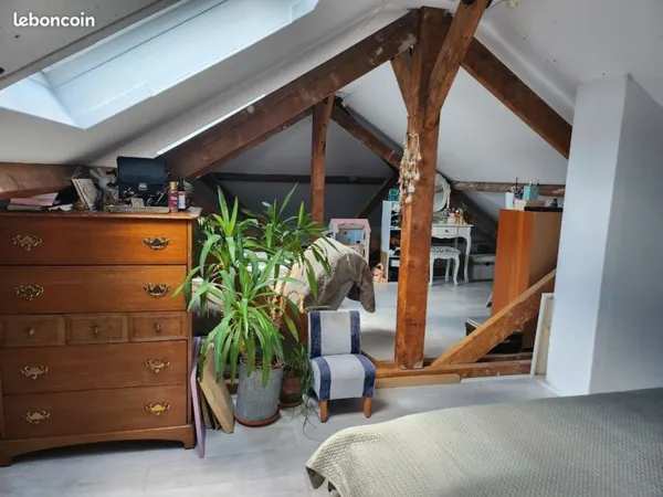 Maison 180 m2 au sol sur 3 niveaux