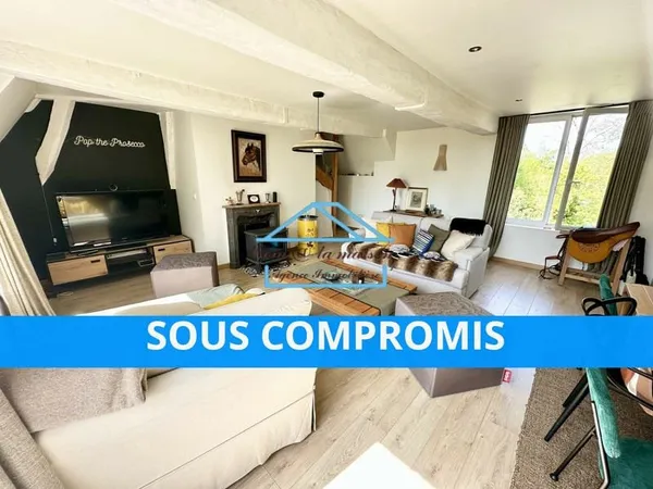 APPARTEMENT T3 DUPLEX DANS DEMAURE DE CHARME