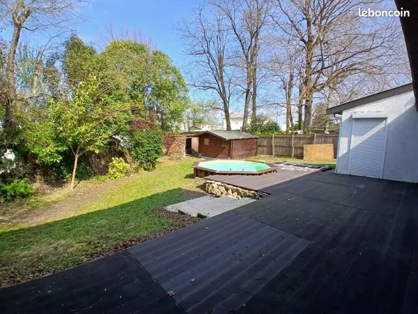 À vendre - Maison familiale rénovée, cadre privilégié à Saint-Médard-en-Jalles