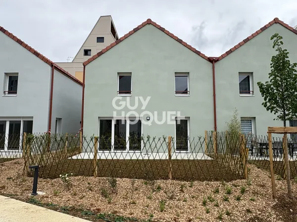 MAISON À VENDRE DE 5 PIÈCES DE 94,70 M²