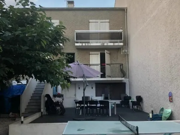 Maison 8 pièces 187 m²