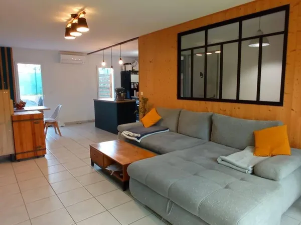 Maison 77 m²