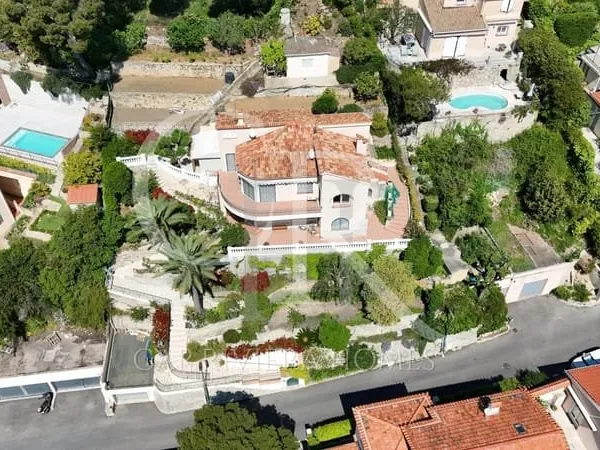 Maison Vente Roquebrune-Cap-Martin 5p 149m² 1695000€
