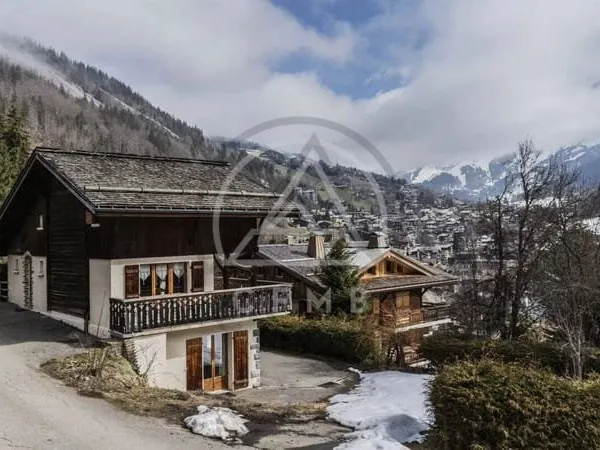 Chalet 6 pièces 110 m²