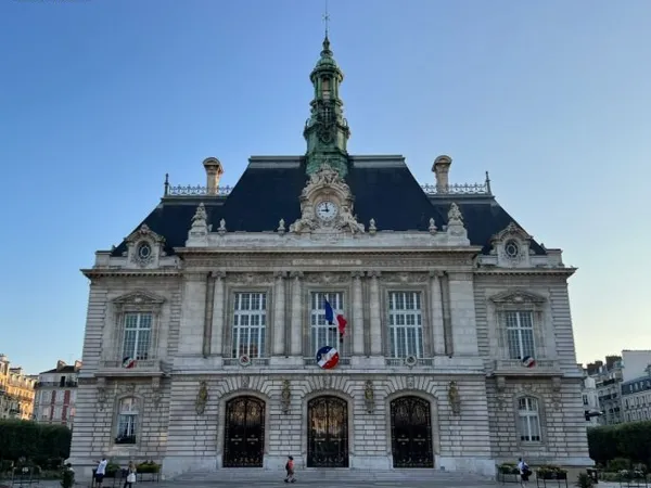 Boutique 50 m² LEVALLOIS PERRET