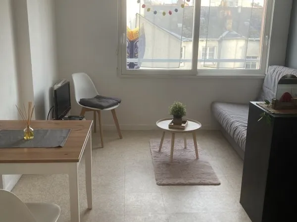 Loue studio meublé centre ville Nantes