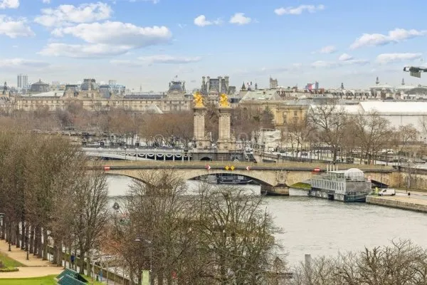 Place de l'Alma - Sublime appartement avec vue exceptionnelle sur la Seine