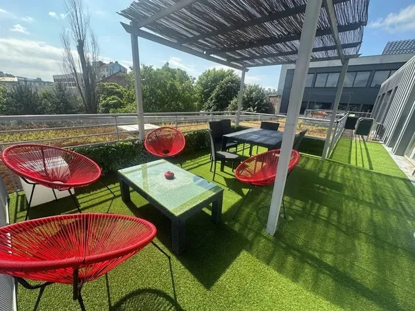 Bureaux 100 m²