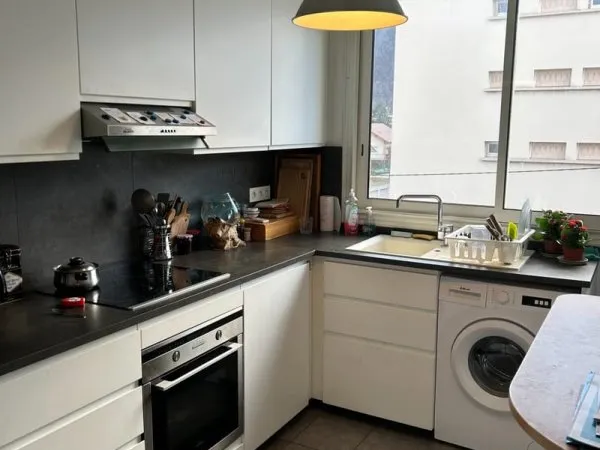 Appartement type 4P+C à Eybens