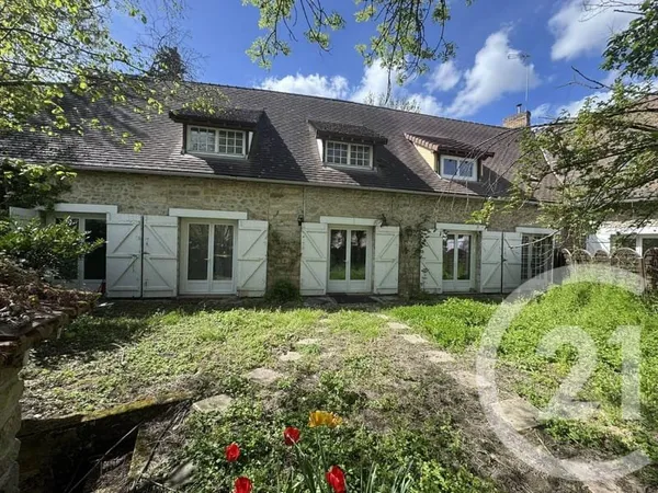 Maison 13 pièces 254 m²
