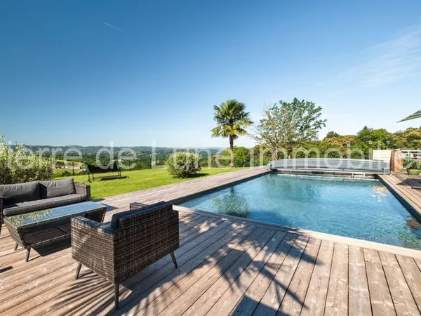 Maison 8 pièces 185 m²