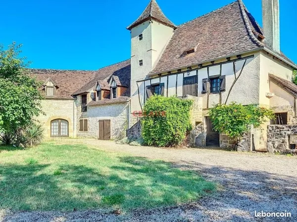 Maison 9 pièces 304 m²