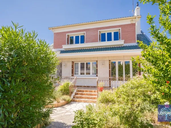 Maison 7 pièces 180 m²