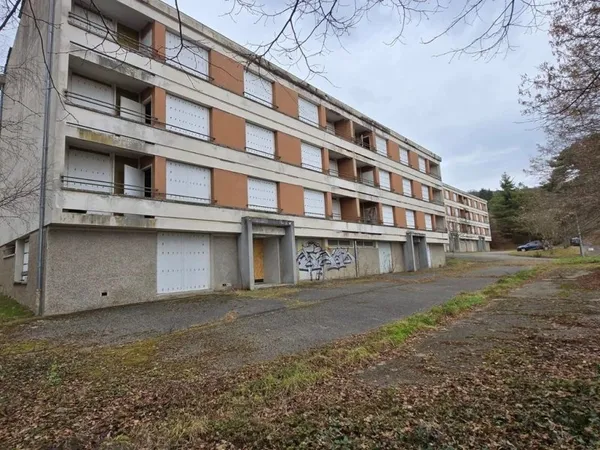 Immeuble de rapport 1900 m²