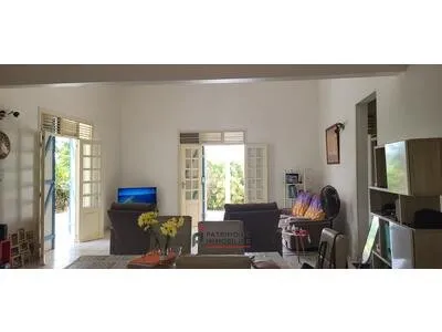 MAISON T3 DE 114 M2 SUR TERRAIN ARBORÉ DE 800 M2 A VENDRE A
