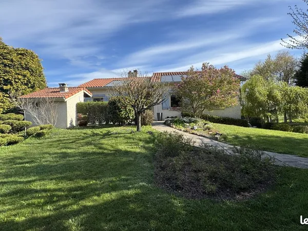 Maison 5 pièces 111 m²
