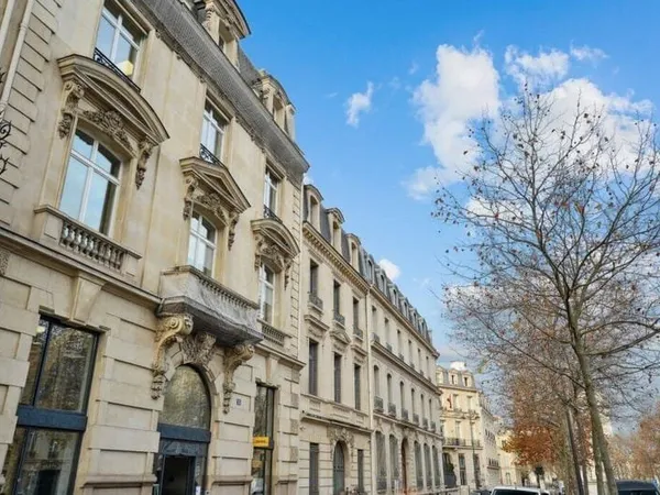 Bureaux 67 m²