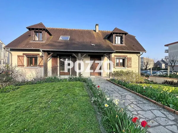 Maison 6 pièces 155 m²