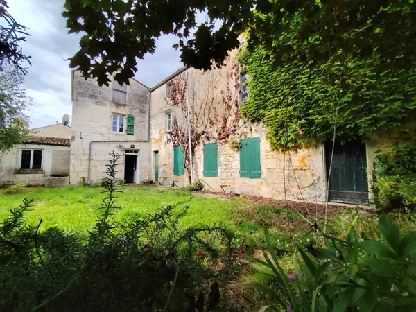 Maison de village à Rénover