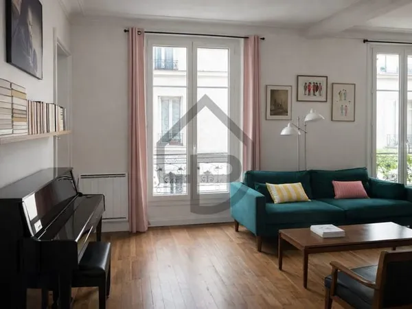 APPARTEMENT DE QUATRE PIECES DE 65.79 M²