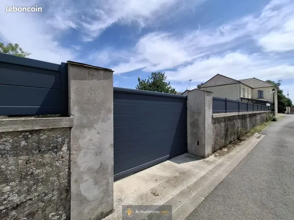Maison 9 pièces 230 m²