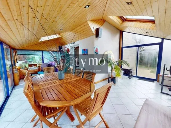 Maison 6 pièces 130 m²