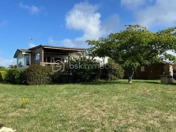 Terrain 689 m²