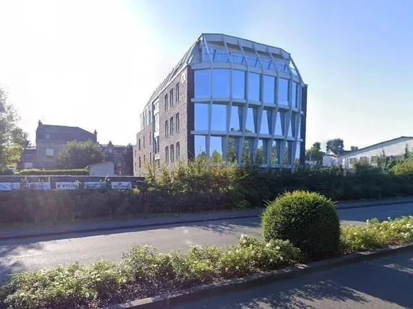 Bureaux 225 m²