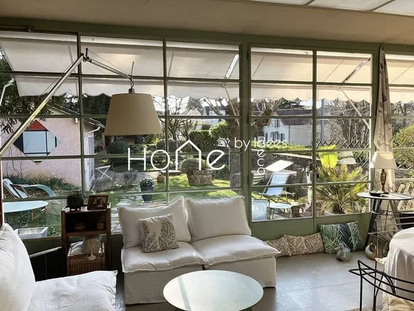 Maison 7 pièces 200 m²
