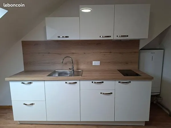 Studio 1 pièce 14 m²