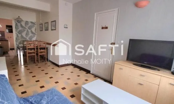 Appartement T3 de PLAIN PIED à seulement 2 minutes de la plage, grande cour, cave et dépendance