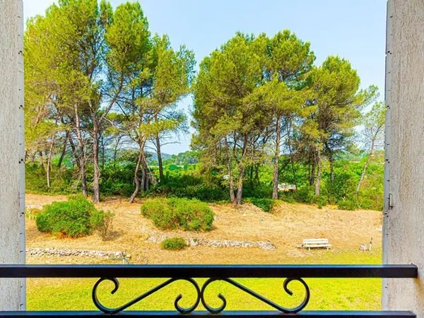 Maison 6 pièces 180 m²