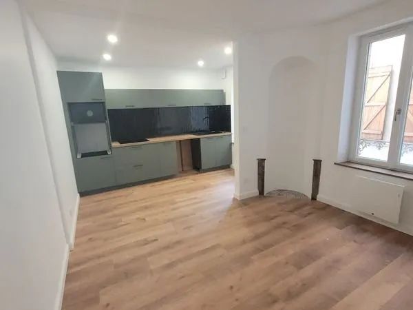 Appartement 3 pièces Faubourg des 3 maisons