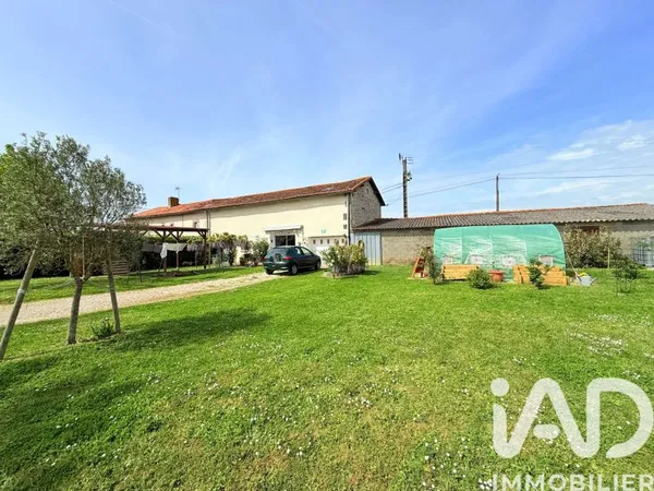 Maison 10 pièces 101 m²