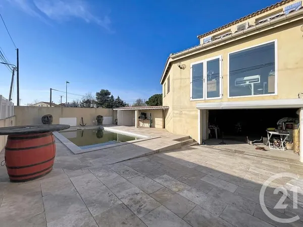Maison 7 pièces 200 m²